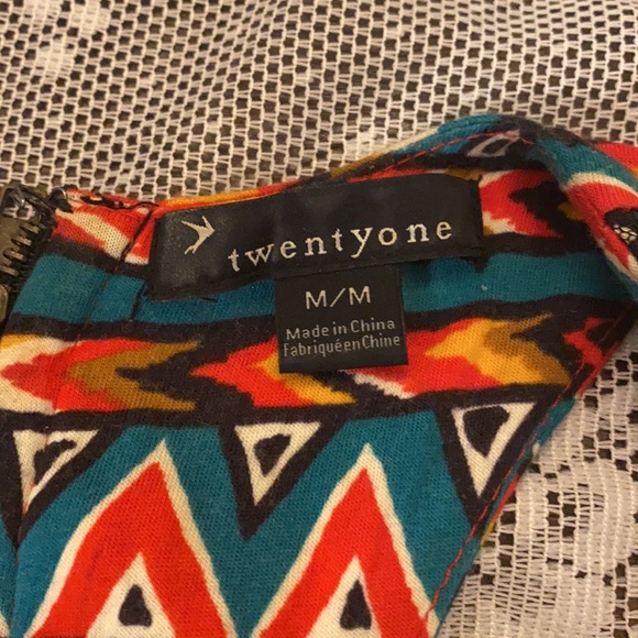 FOREVER 21 BOHO tank top SOUTHWESTERN AZTEC PRINT Jeweled neckline SIZE M SUMMER - Picture 10 of 11